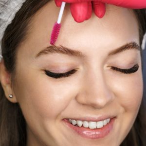 Teinture de sourcils